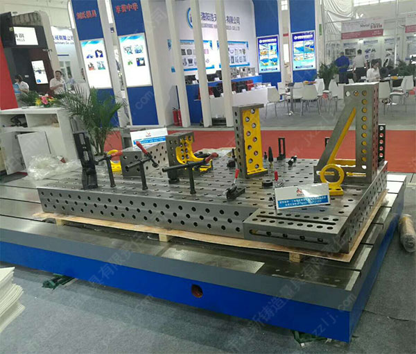 ��ʮ�����Ї����H�T�첩�[��